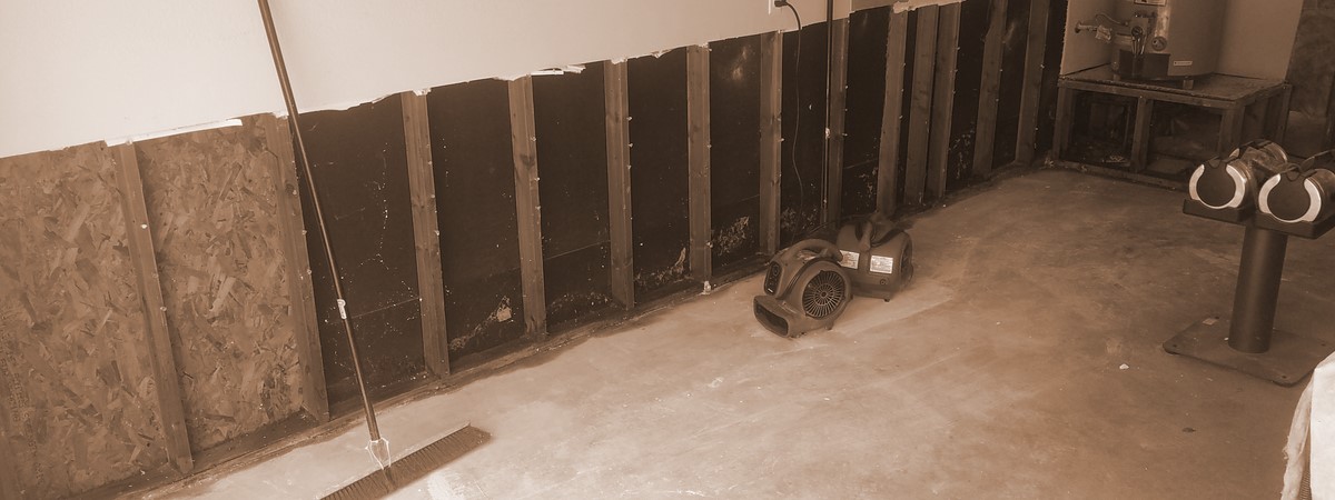 24 HOUR SERVICE CALL (479) 439-0700